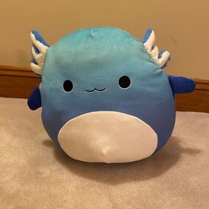 Miss Vi Axolotl Squishmallow